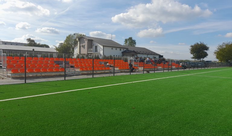 Pomoćni fudbalski stadion se sada zove Trenažni centar “Velibor Vasović” u Požarevcu